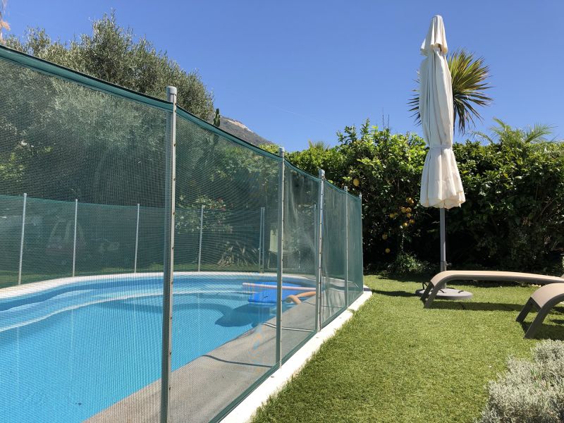 Weather-Resistant Mesh Fence